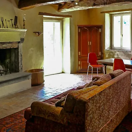 Sleeps 10 Pool Wifi Todi