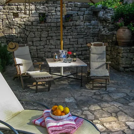 Sleeps 10 Pool Wifi Villa *